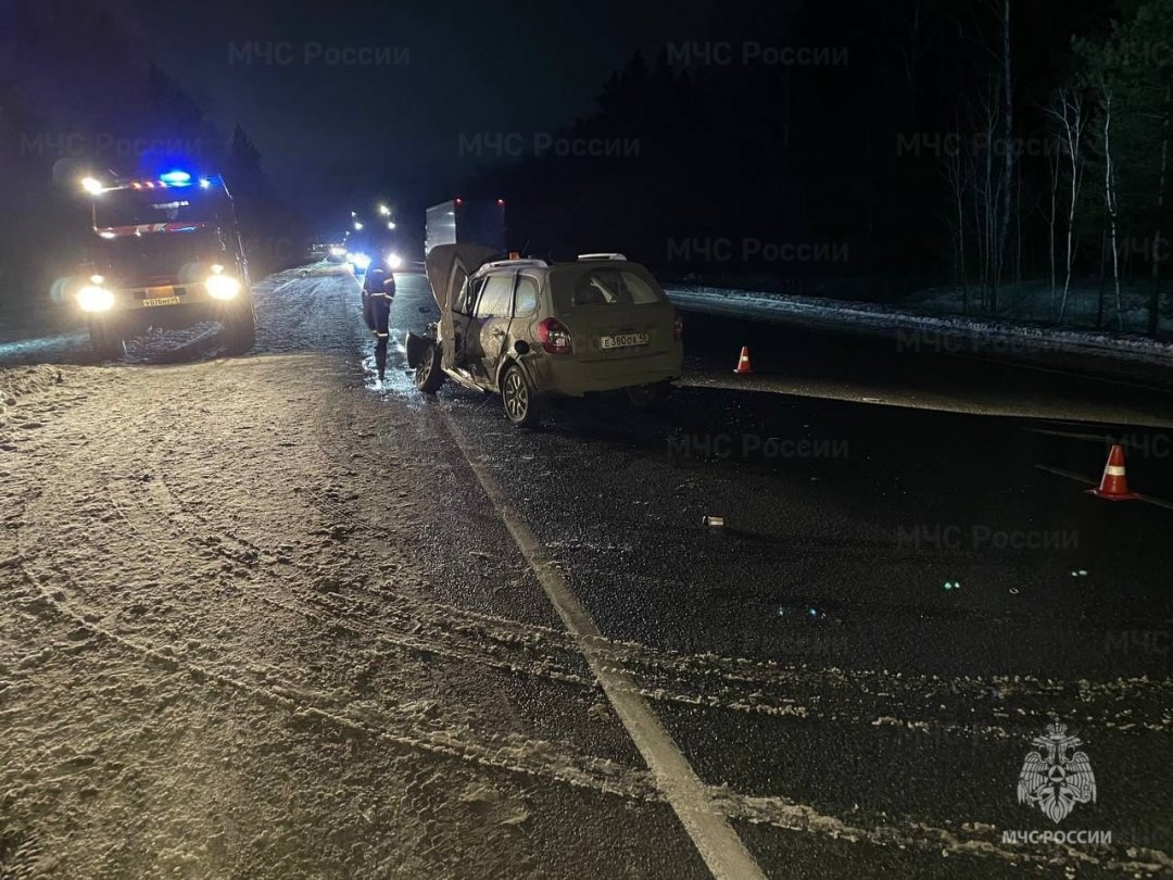 Реагирование подразделений МЧС России по Курганской области на ДТП в городе Кургане