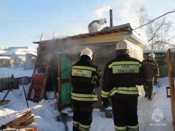 Реагирование подразделений МЧС России по Курганской области на пожар в Петуховском муниципальном округе (итог)